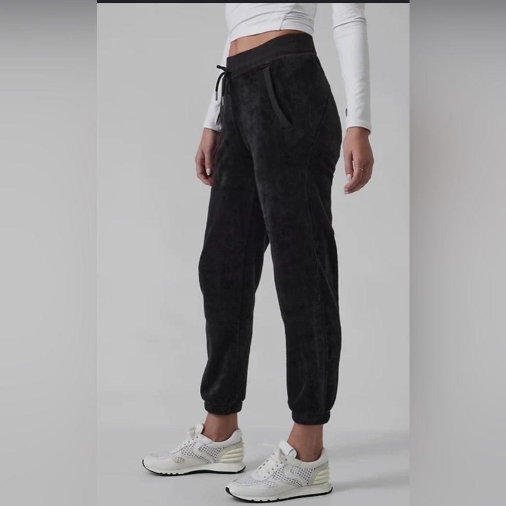 Athleta Black Joggers